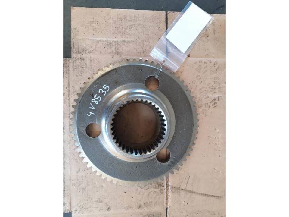 CAT 950B Menjalnik