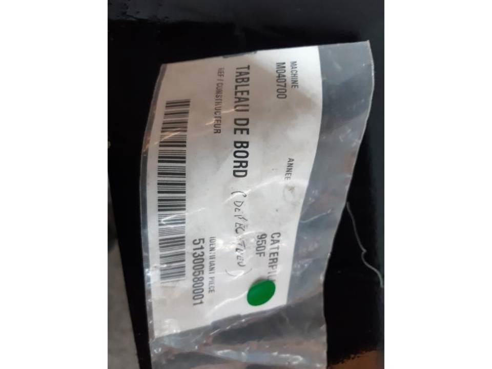 CAT 950F Kabine in notranjost