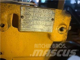 CAT 953 Motorji