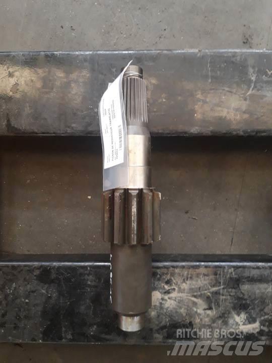 CAT 955K Menjalnik