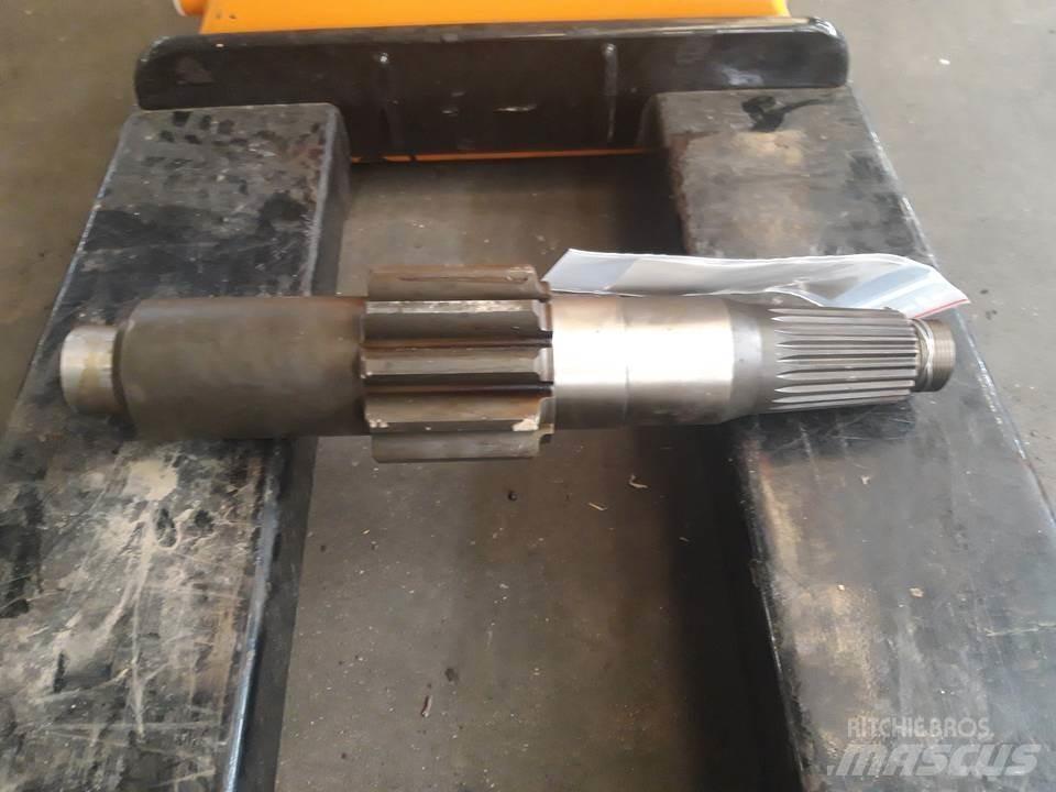 CAT 955K Menjalnik