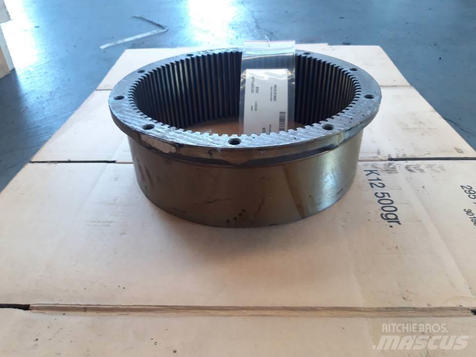 CAT 955K Menjalnik
