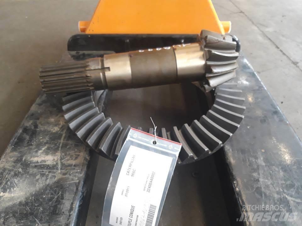 CAT 966C Menjalnik