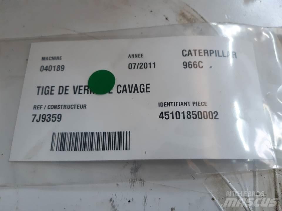 CAT 966C Hidravlika