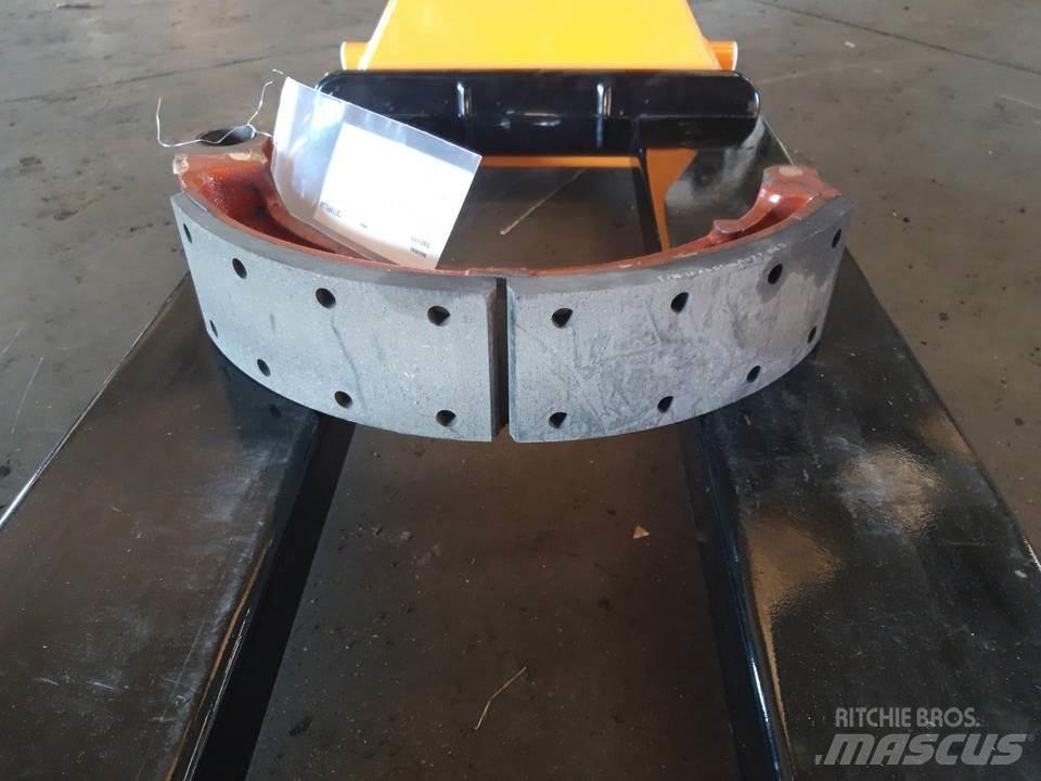 CAT 966C Gosenice