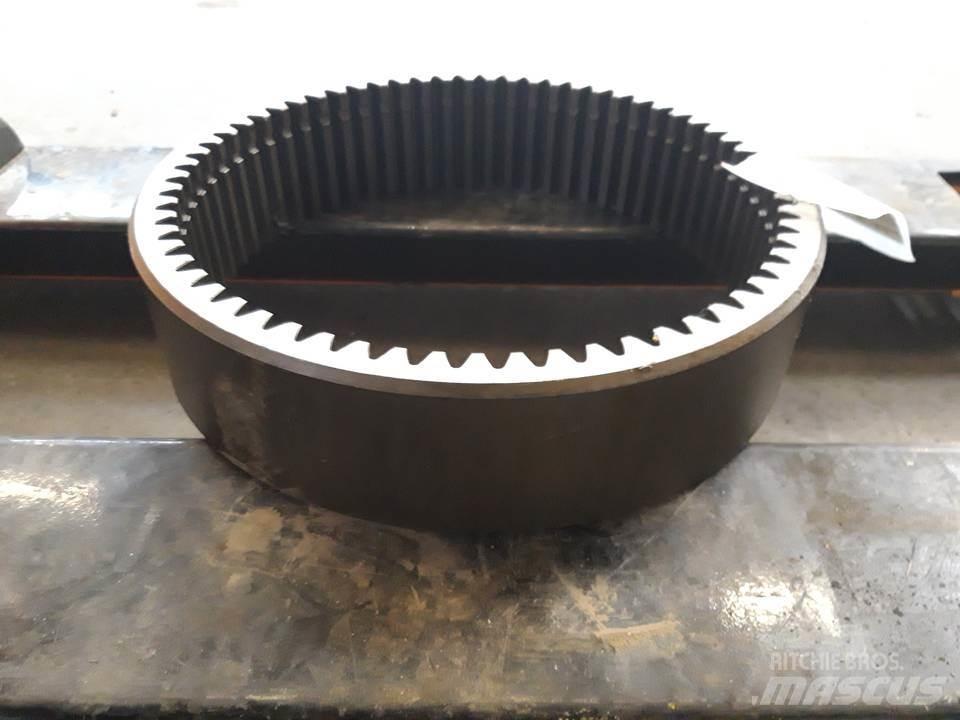 CAT 966E Menjalnik