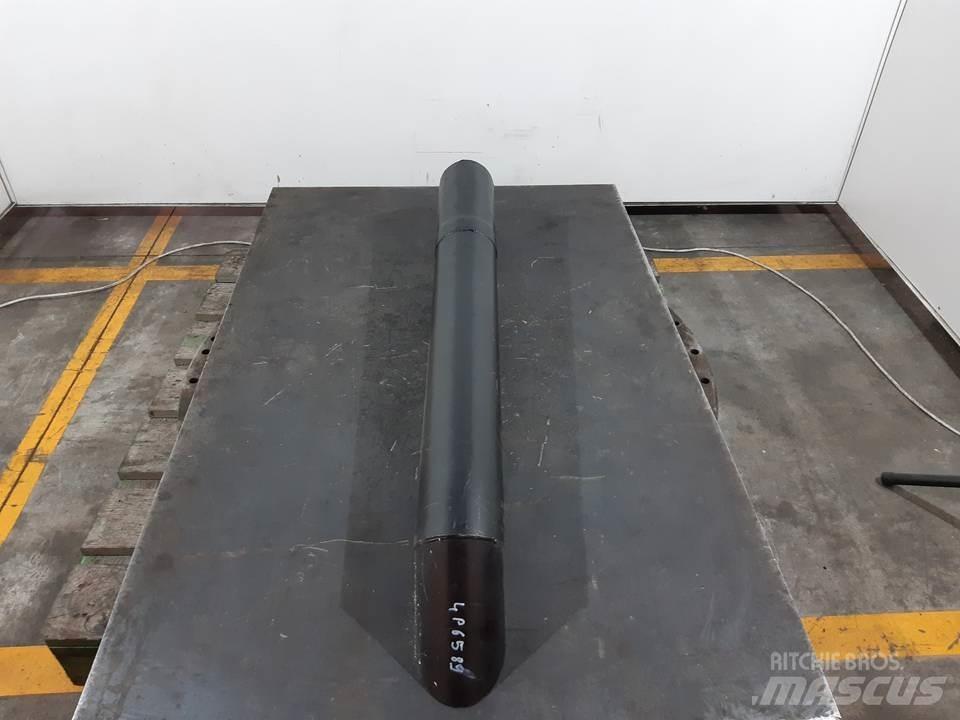 CAT 966F Motorji