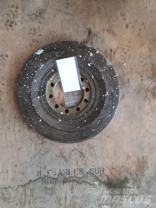 CAT 977K Menjalnik