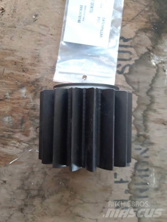 CAT 980C Menjalnik