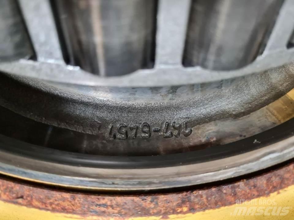 CAT 988G Menjalnik