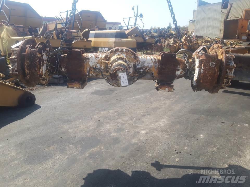 CAT D250D Menjalnik