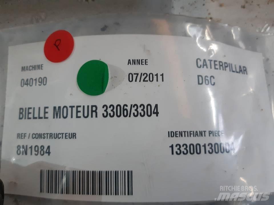 CAT D6C Motorji
