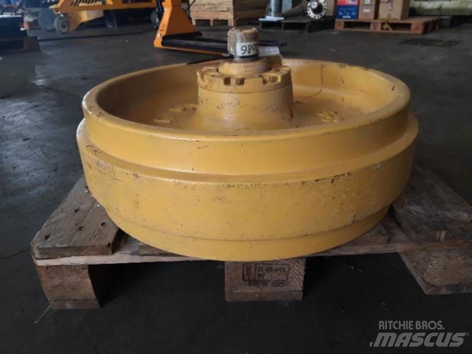 CAT D7R Gosenice