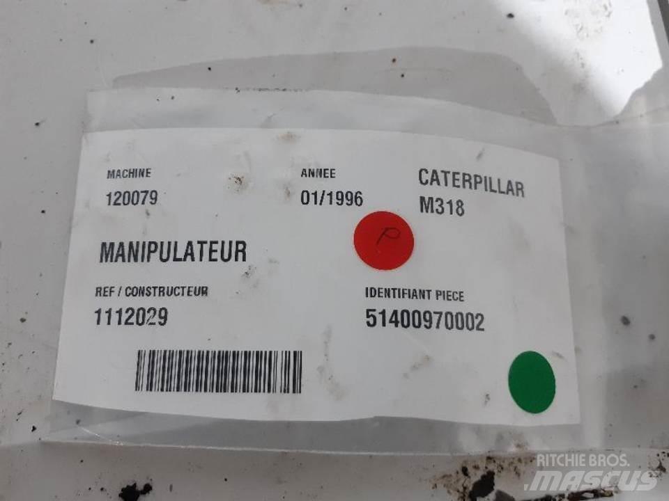CAT M318 Kabine in notranjost