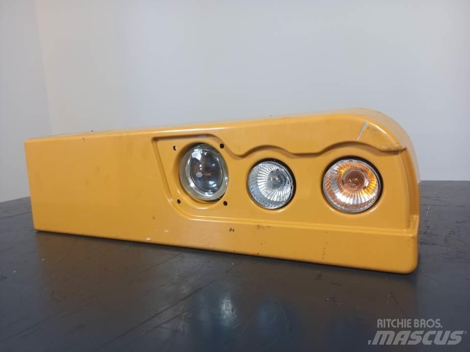 CAT M320F Kabine in notranjost