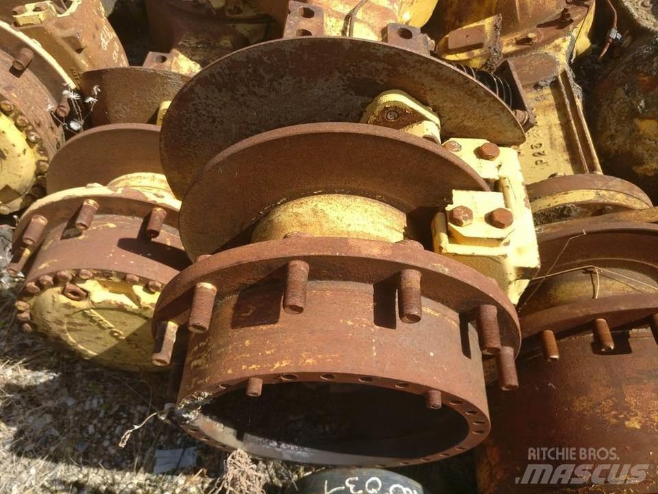 Volvo A25 Menjalnik