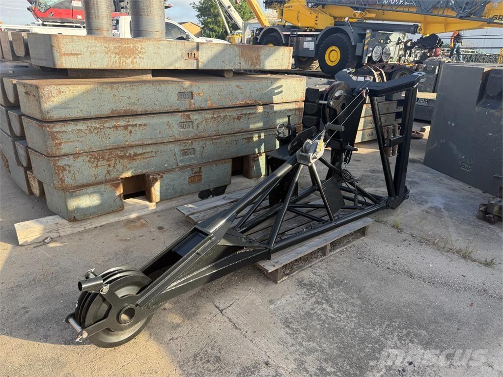 Liebherr  Boom in dipper roke
