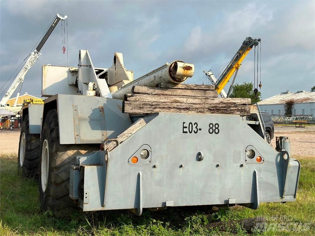 Terex RT 775 Avtodvigala