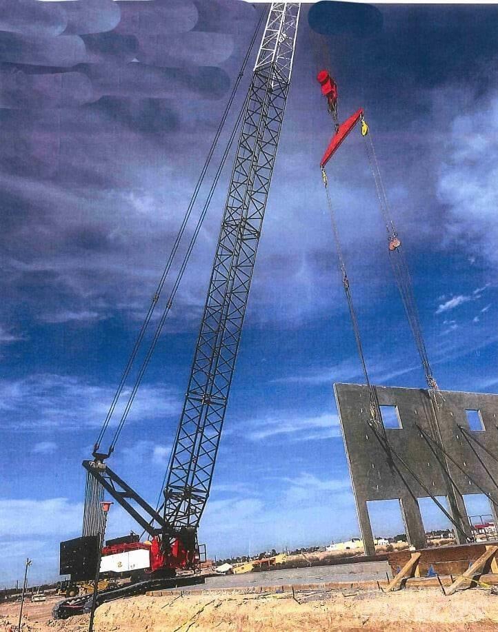 Demag CC 2200 Dvigala na gosenicah