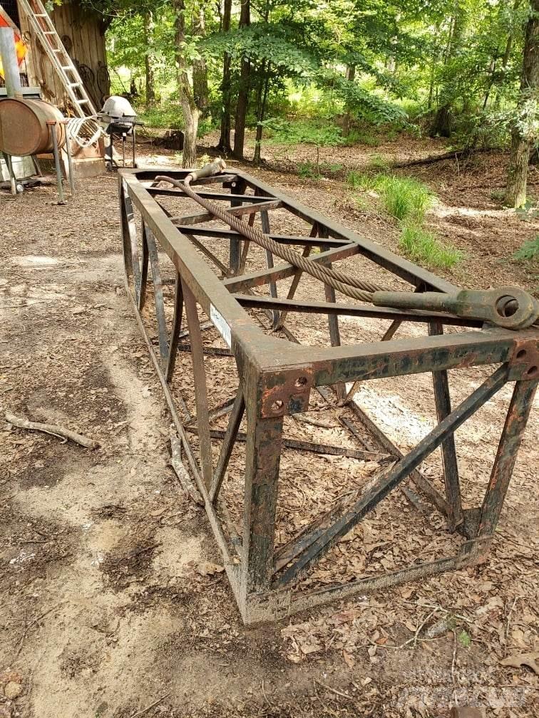 Link-Belt  Boom in dipper roke