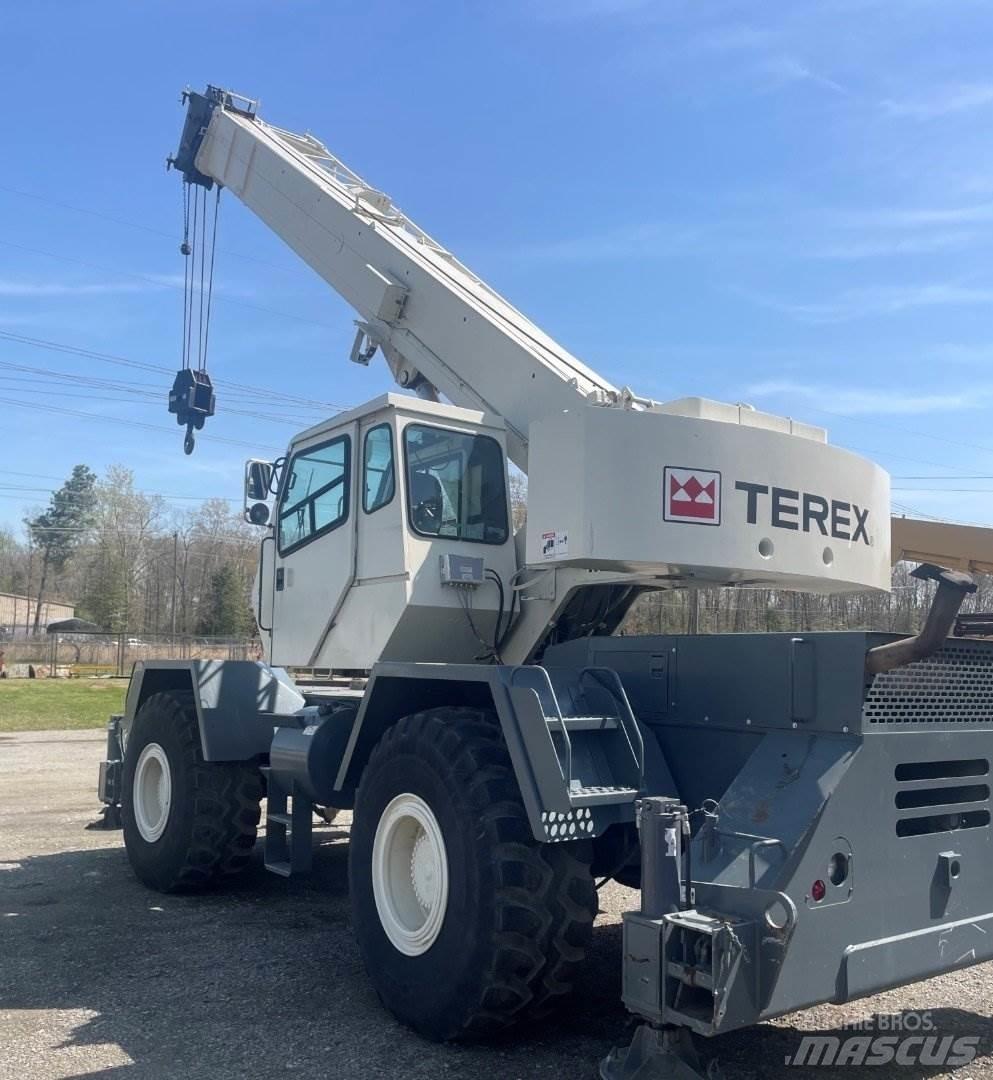 Terex RT 335 Avtodvigala