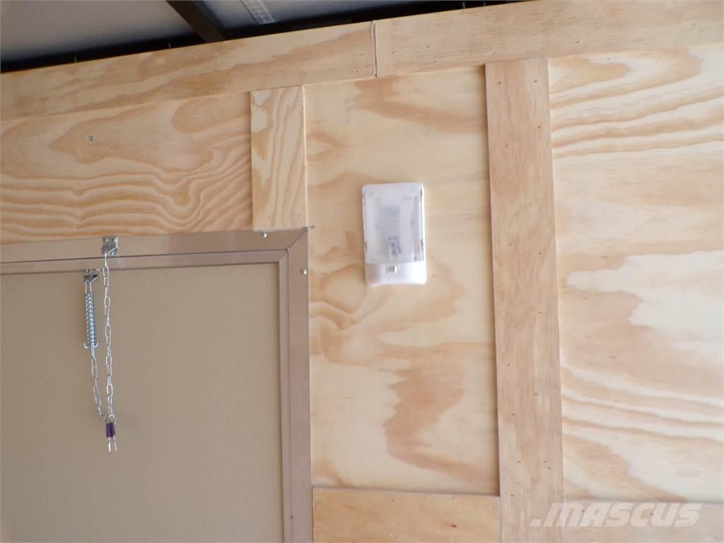  Anvil Prikolice zabojniki