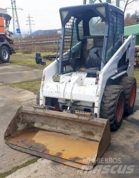 Bobcat S130 Skid steer mini nakladalci