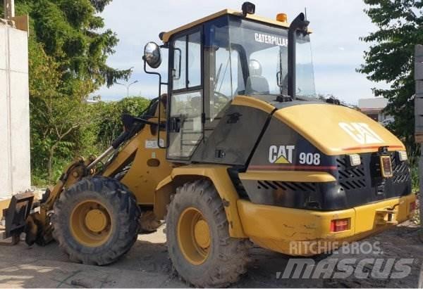 CAT 908 Kolesni nakladalci