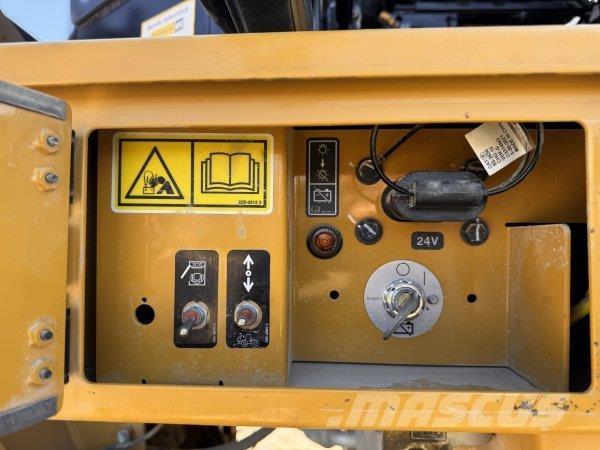 CAT 962 M +Topcon Kolesni nakladalci