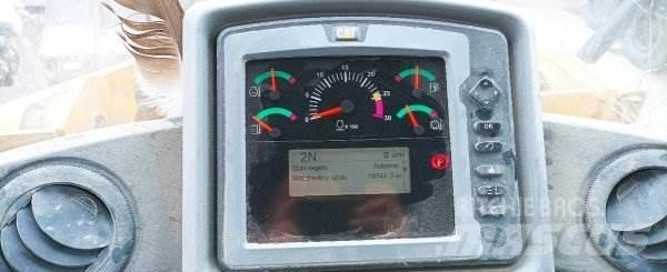 CAT 966 K Kolesni nakladalci