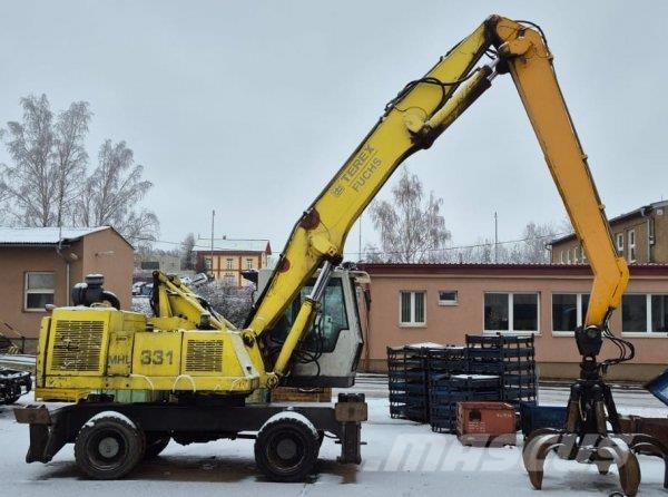 Fuchs MHL 331 Bagri za prekladanje primarnih/sekundarnih surovin