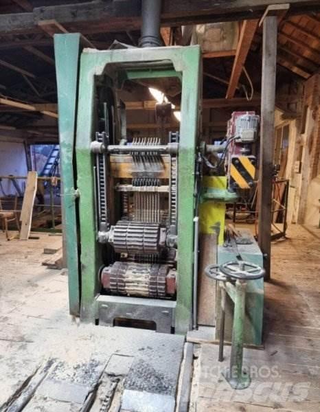  _JINÉ (CZ) G 710 Harvesterji