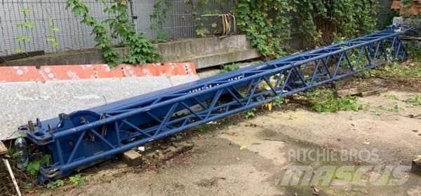 Liebherr 1030 Tovornjaki z žerjavom