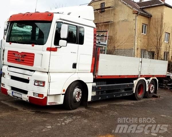 MAN TGA 26.362 Tovornjaki s kesonom/platojem