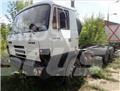 Tatra 815 Tovornjaki s kesonom/platojem