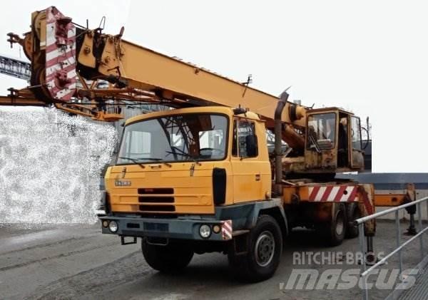 Tatra 815 +AD 20.2 (CKD Tovornjaki z žerjavom