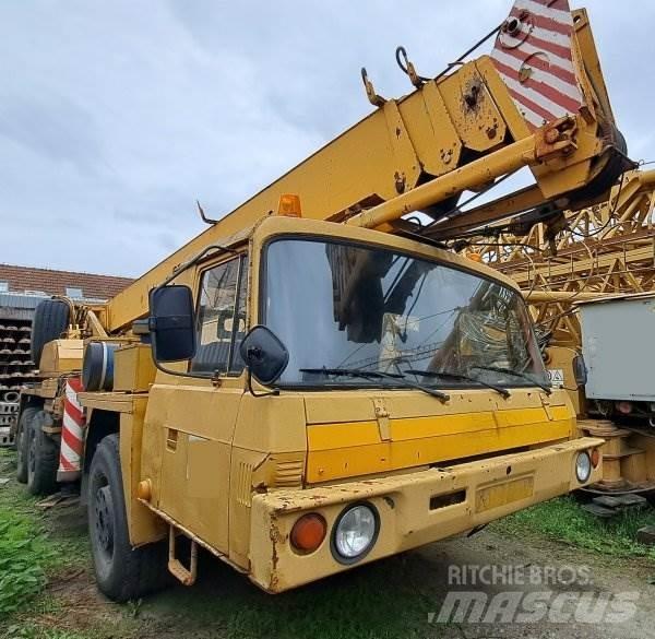Tatra 815 +ČKD - AD 28 Tovornjaki z žerjavom