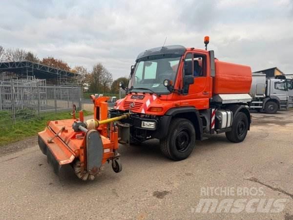 Unimog U 400 Tovornjaki cisterne