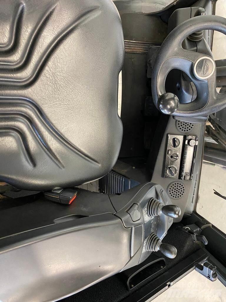 Linde H35D Dizelski viličarji