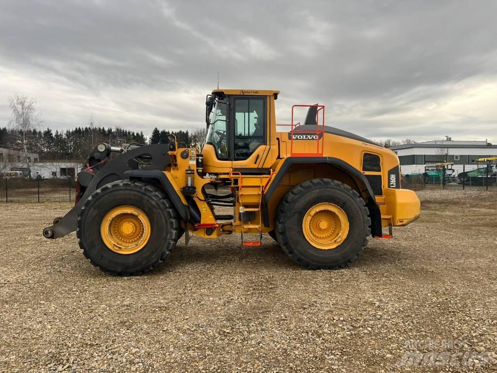 Volvo L 260 H Kolesni nakladalci