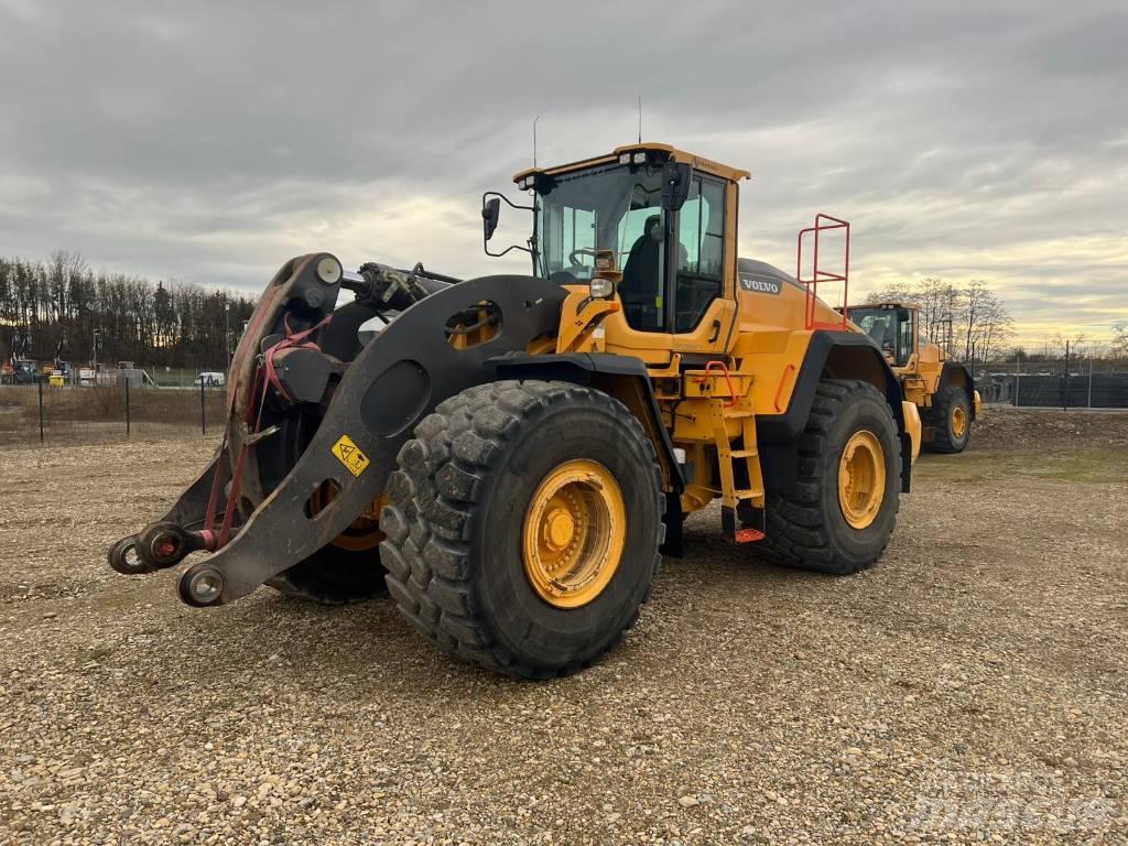 Volvo L 260 H Kolesni nakladalci