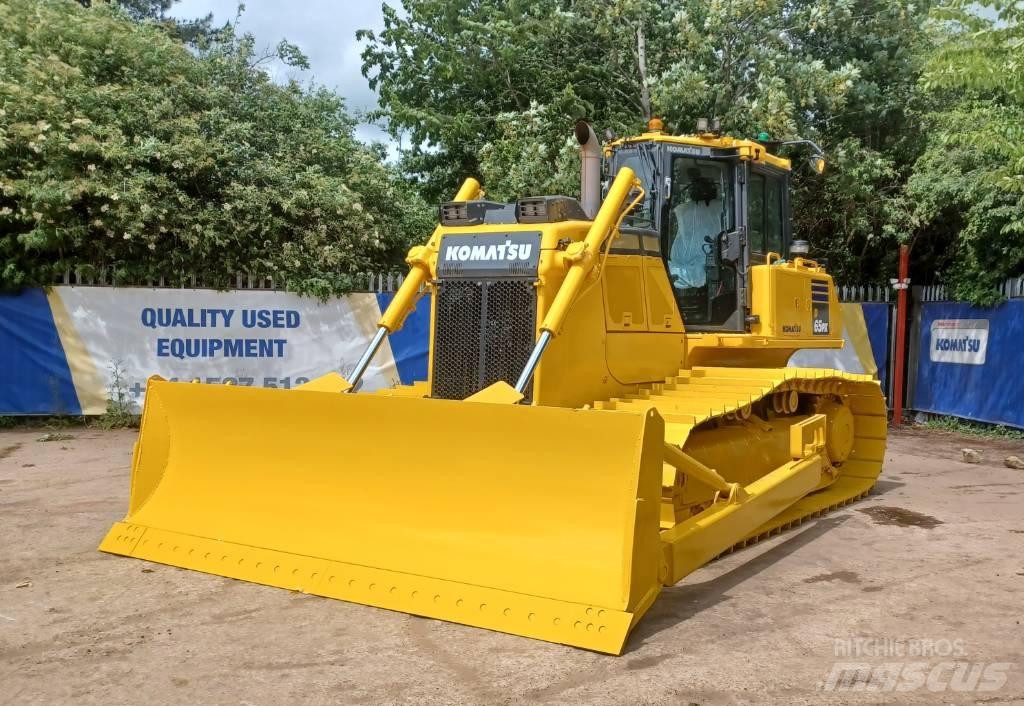 Komatsu D65PX-18 Buldožerji goseničarji