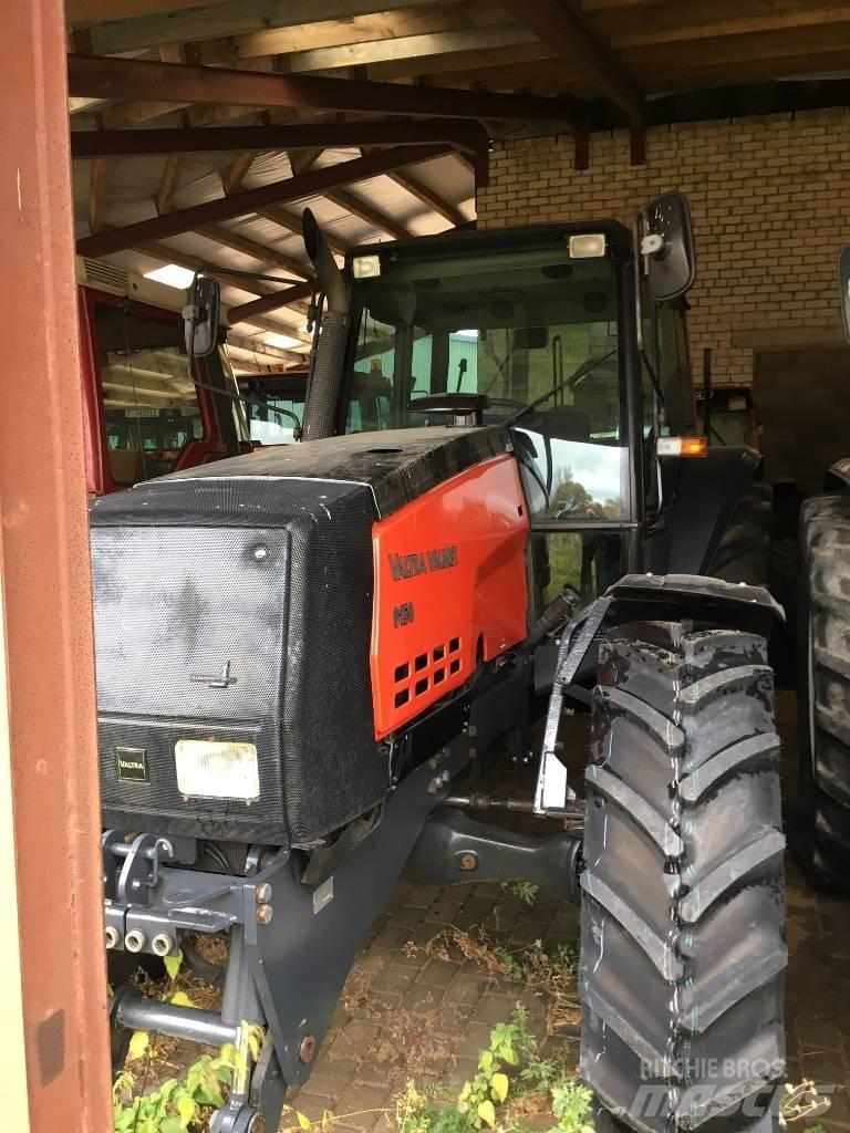 Valtra 8150 Traktorji