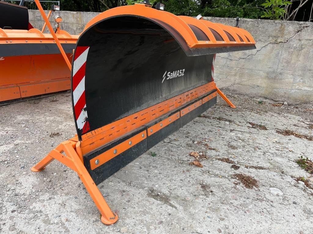 Samasz Polis 300H Cestni pometači