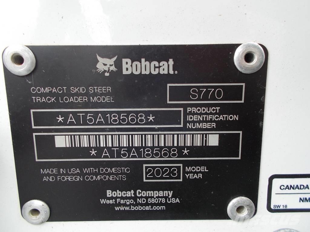 Bobcat S770 Skid steer mini nakladalci