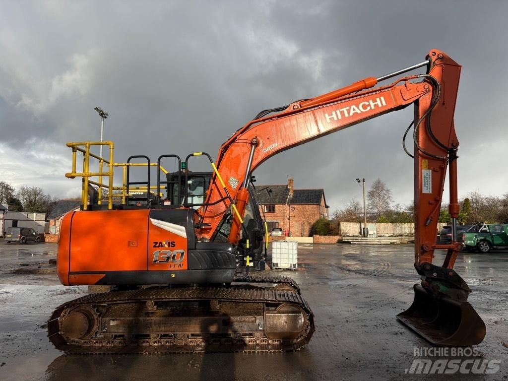 Hitachi ZX130-7 Bagri goseničarji