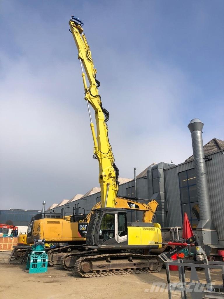 Hitachi LC 250 Rušilni bagri