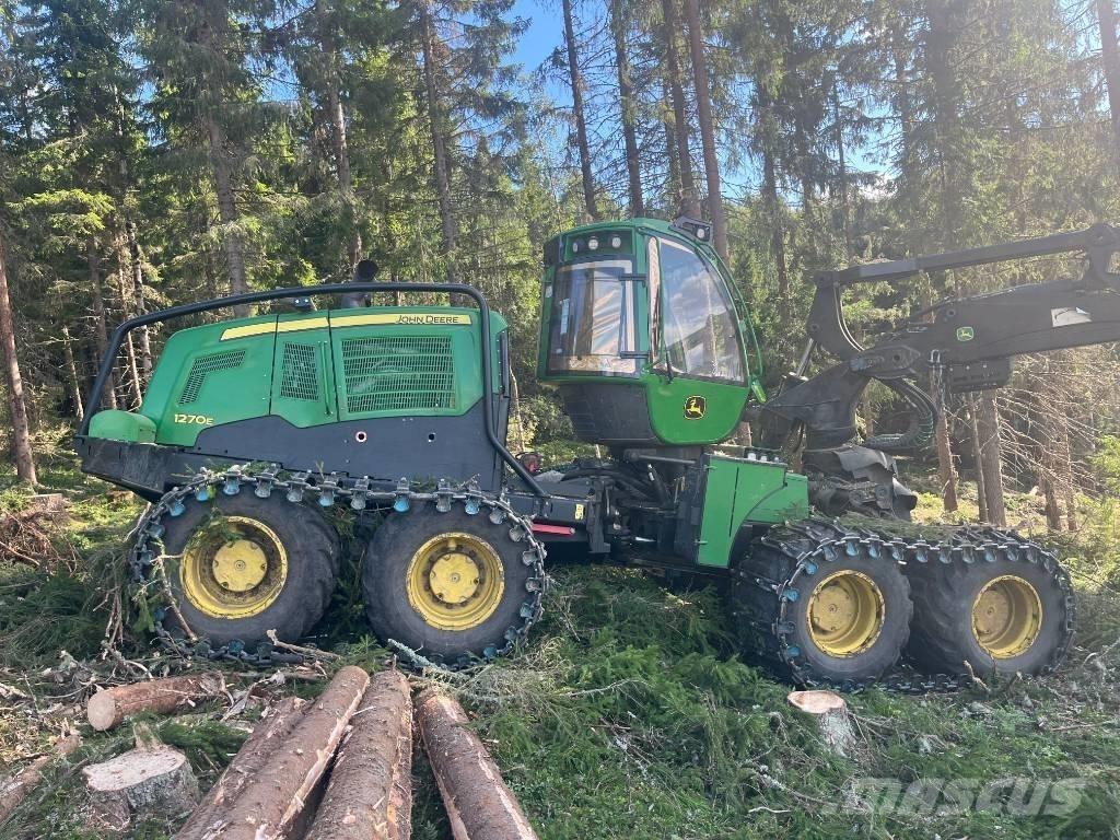 John Deere 1270 E Harvesterji