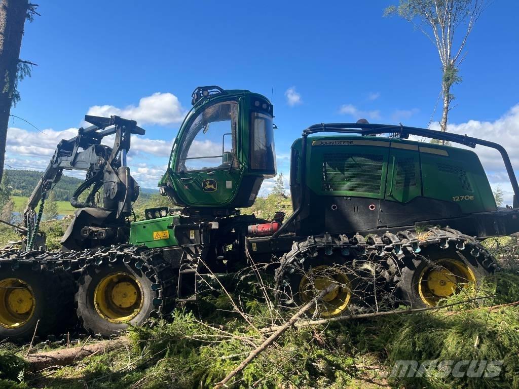 John Deere 1270 E Harvesterji