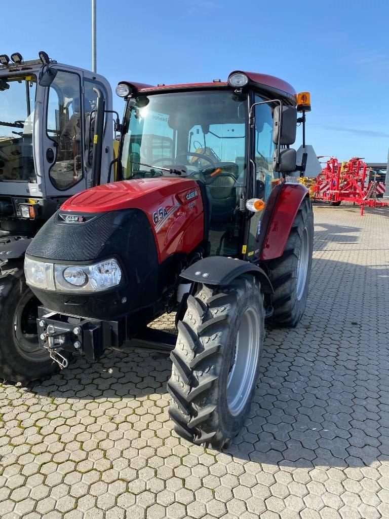 Case IH Farmall 65 A Traktorji